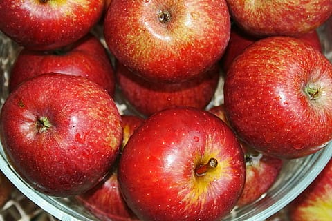 HD wallpaper: red apple in brown bowl, apple bowl, food, produce, fruit |  wallpaper flair