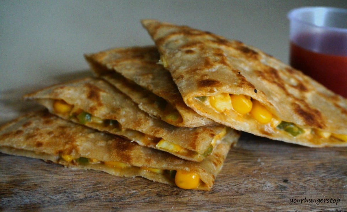 Make delicious and healthy corn parathas for breakfast
